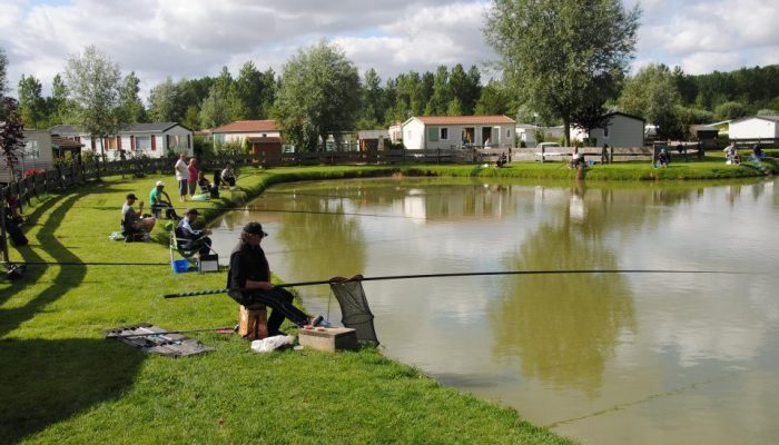 Concours de pêche camping tollent vacances étang calme abbeville calme nature mobil home
