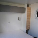 mobil home intérieur chambre lit double placards et rangements à abbeville tollent camping